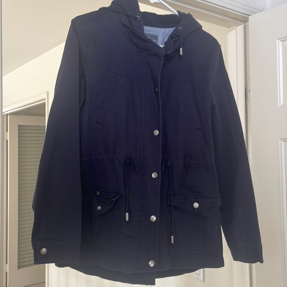 Market & Spruce hooded jacket.  Size Medium